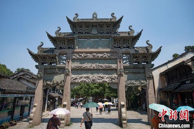 全心服务电采暖 守护百姓过暖冬